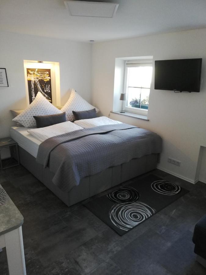 Hirmer Apartment *